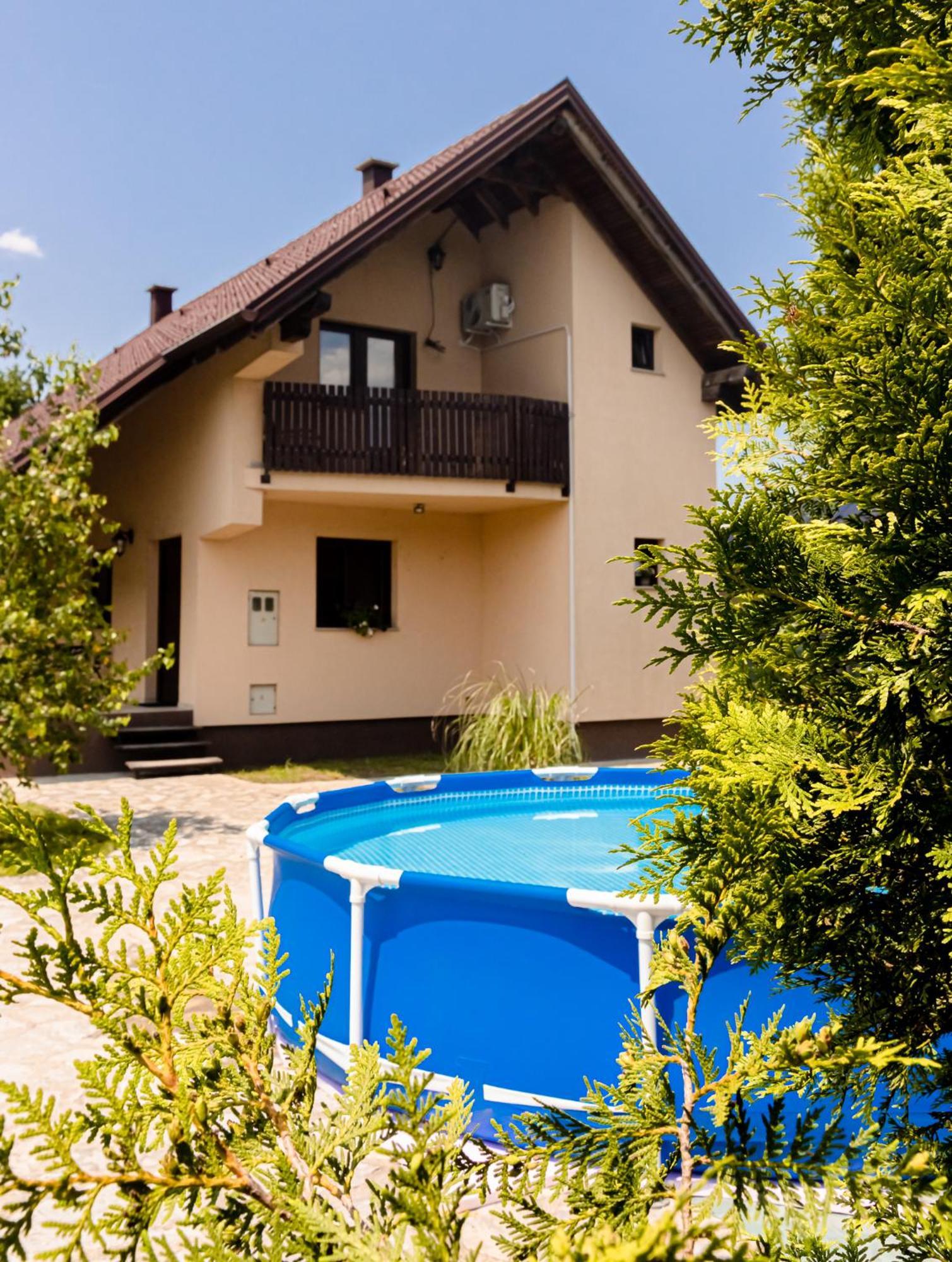 Holiday Home Avita Bihać Exteriér fotografie